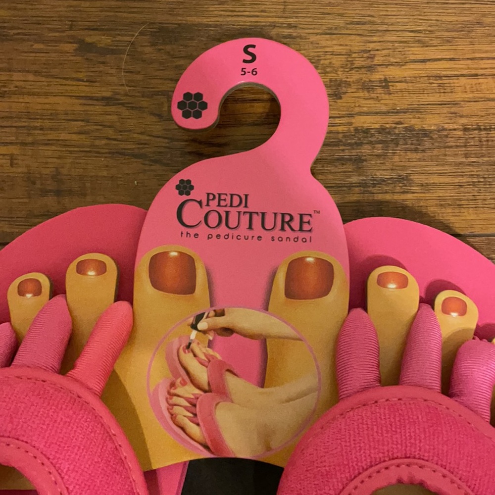 NWT Pedi Couture Pedicure Hot Pink Sandals - Picture 3 of 9